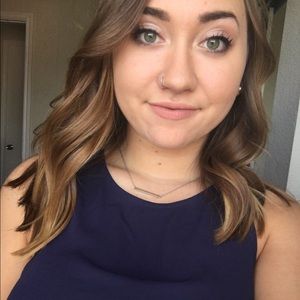 Meet your Posher, Hannah